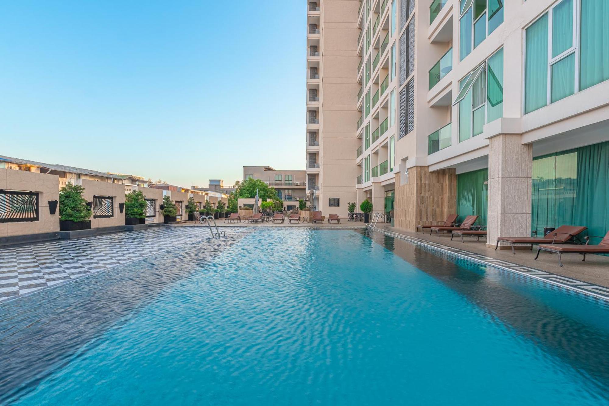 City Garden Tower By Pattaya Holiday Zewnętrze zdjęcie